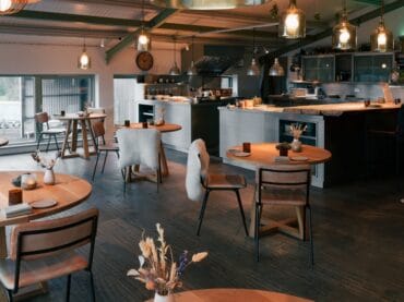 Restaurant Pine dining room
