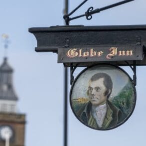 The Globe Inn signage