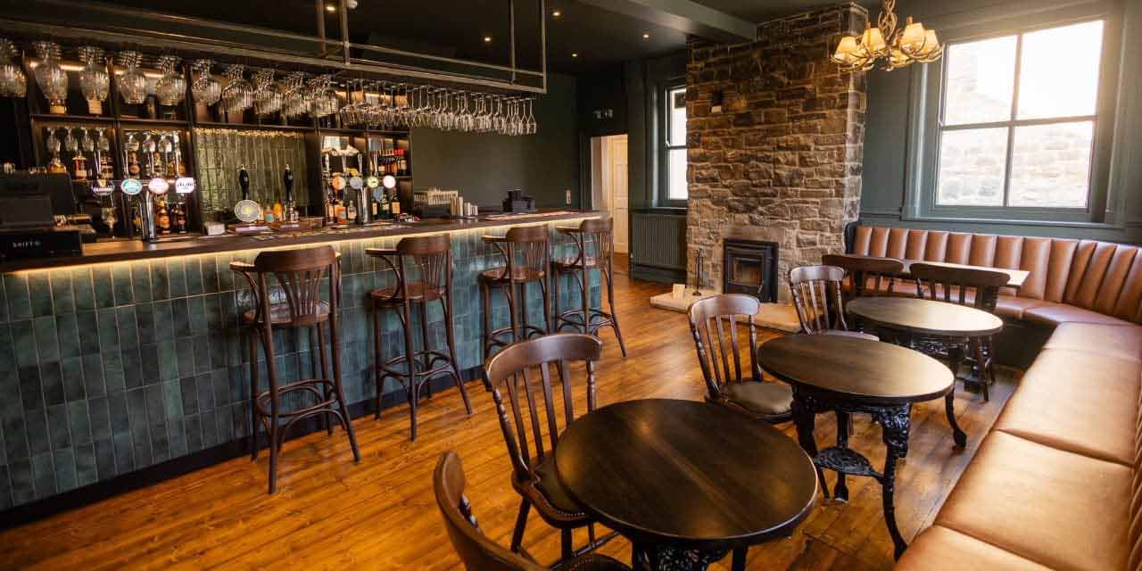 Hadrian's Hotel and Willow