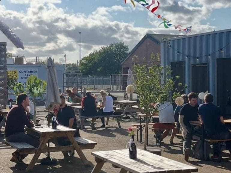 Almasty taproom
